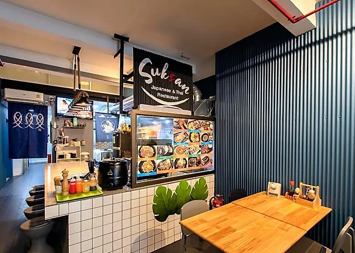 Every Surawong 호텔